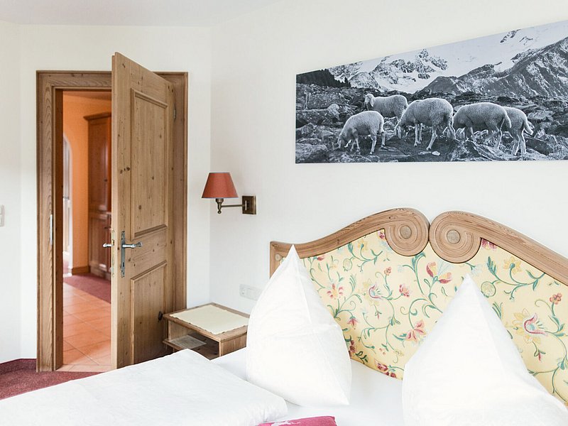 Apartment und FeWo mit Urlaub am Bauernhof, Tirol Apartment und FeWo mit Urlaub am Bauernhof, Tirol